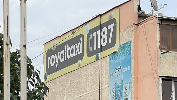 Hududlarda taksi servislari